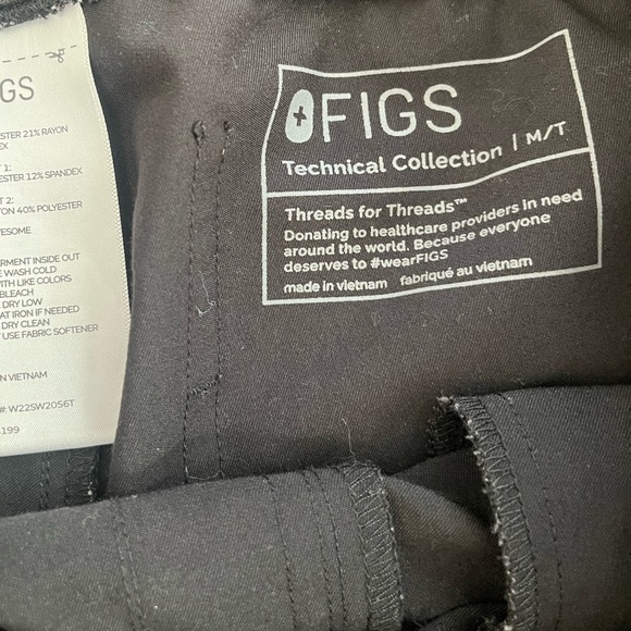 Medium tall black joggers FIGS - Picture 2 of 4